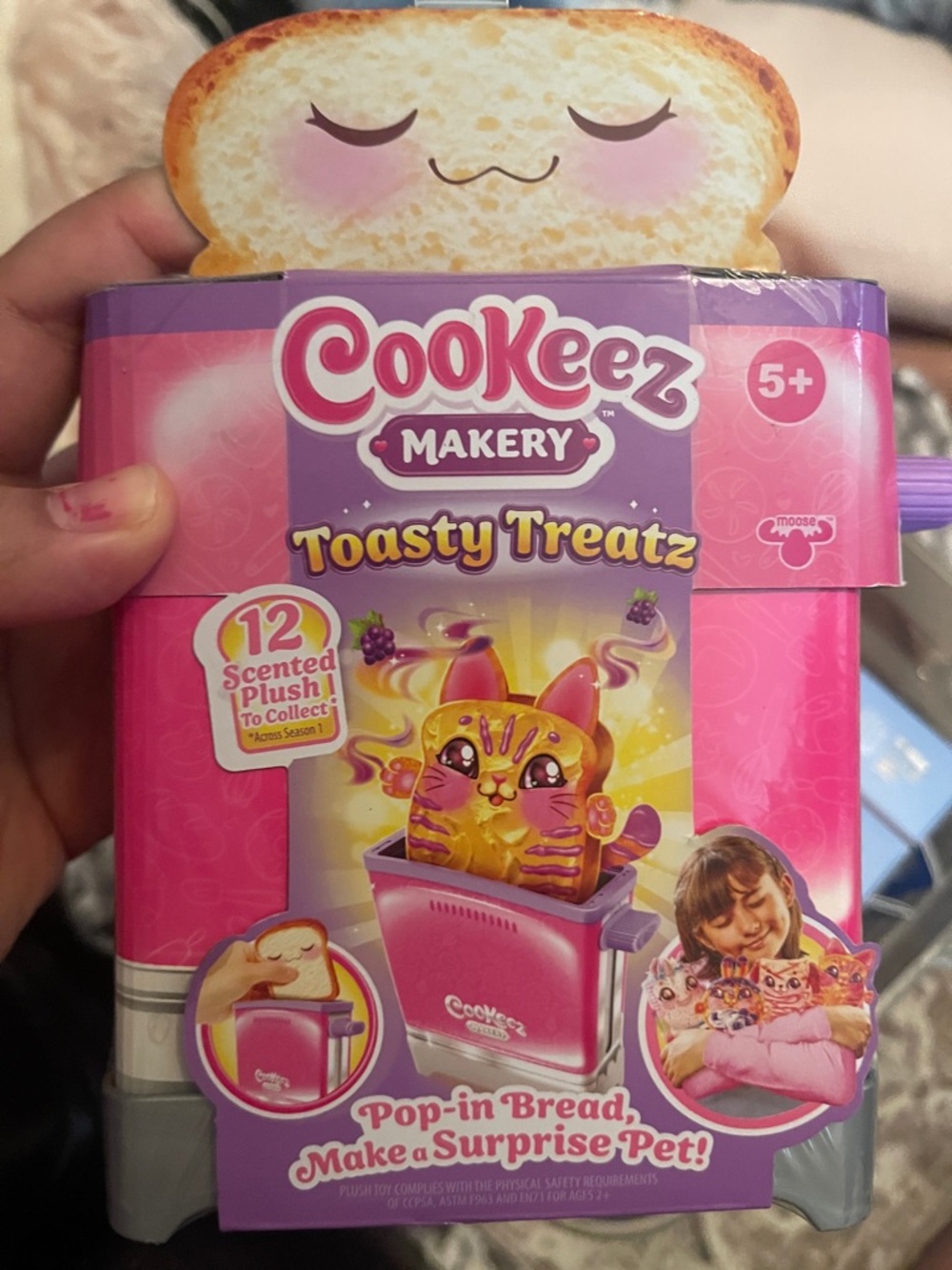 Cookeez Makery Toasty Treatz Toaster with Scented Plush - Comes with only 1
